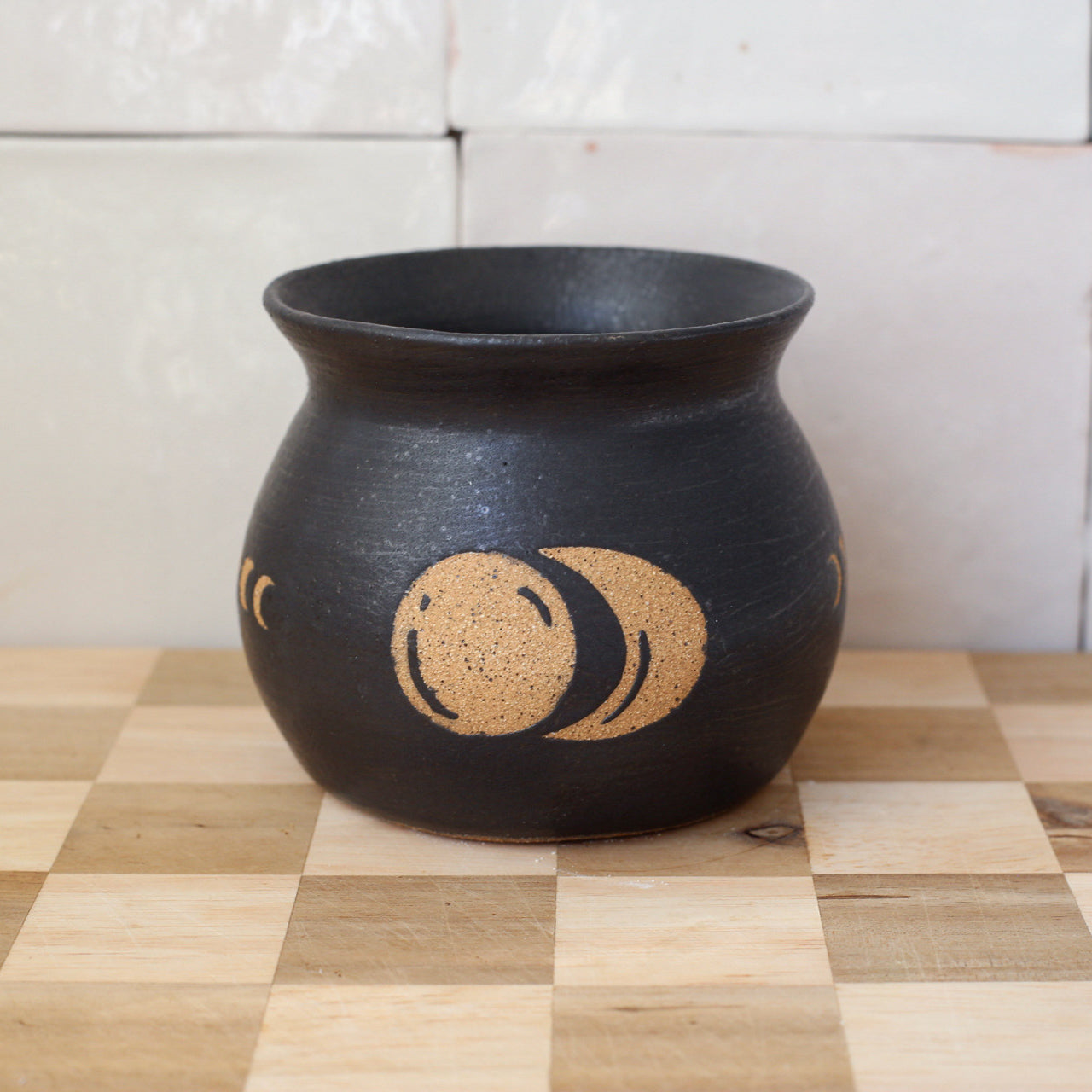 mystyical cauldron planter *not food safe*