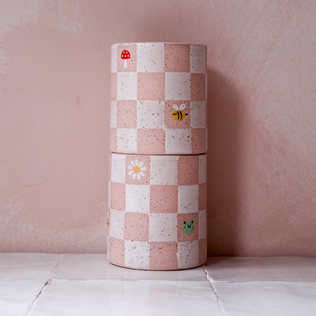 checkered spring tumbler