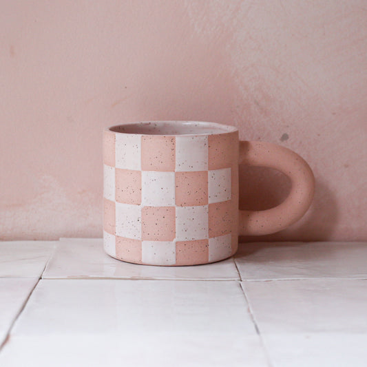 checkered mug