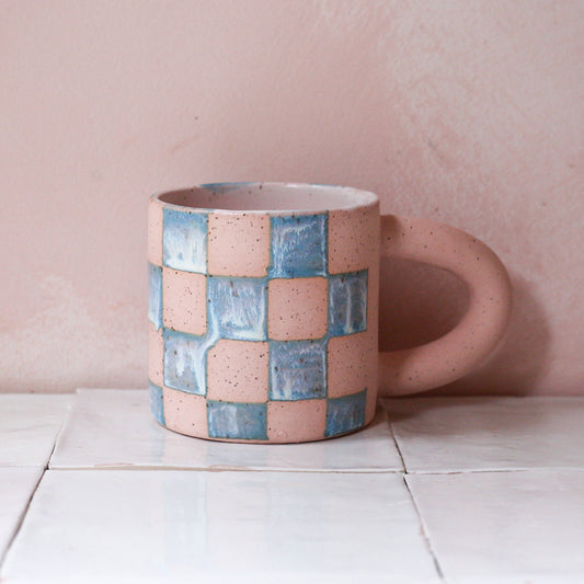 ocean blue checkered mug