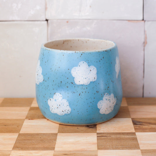 cloud pinch cup