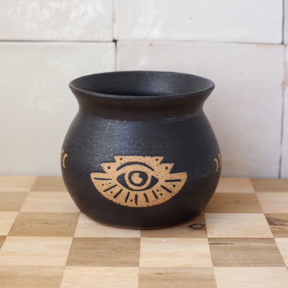 mystyical cauldron planter *not food safe*